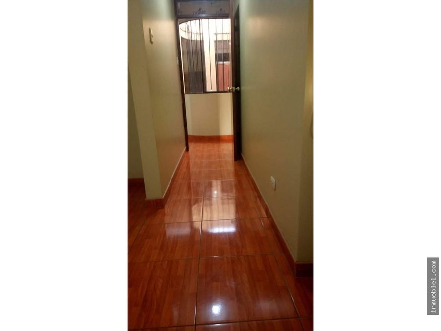 Departamento en Venta Cuarto Piso, Santa Anita