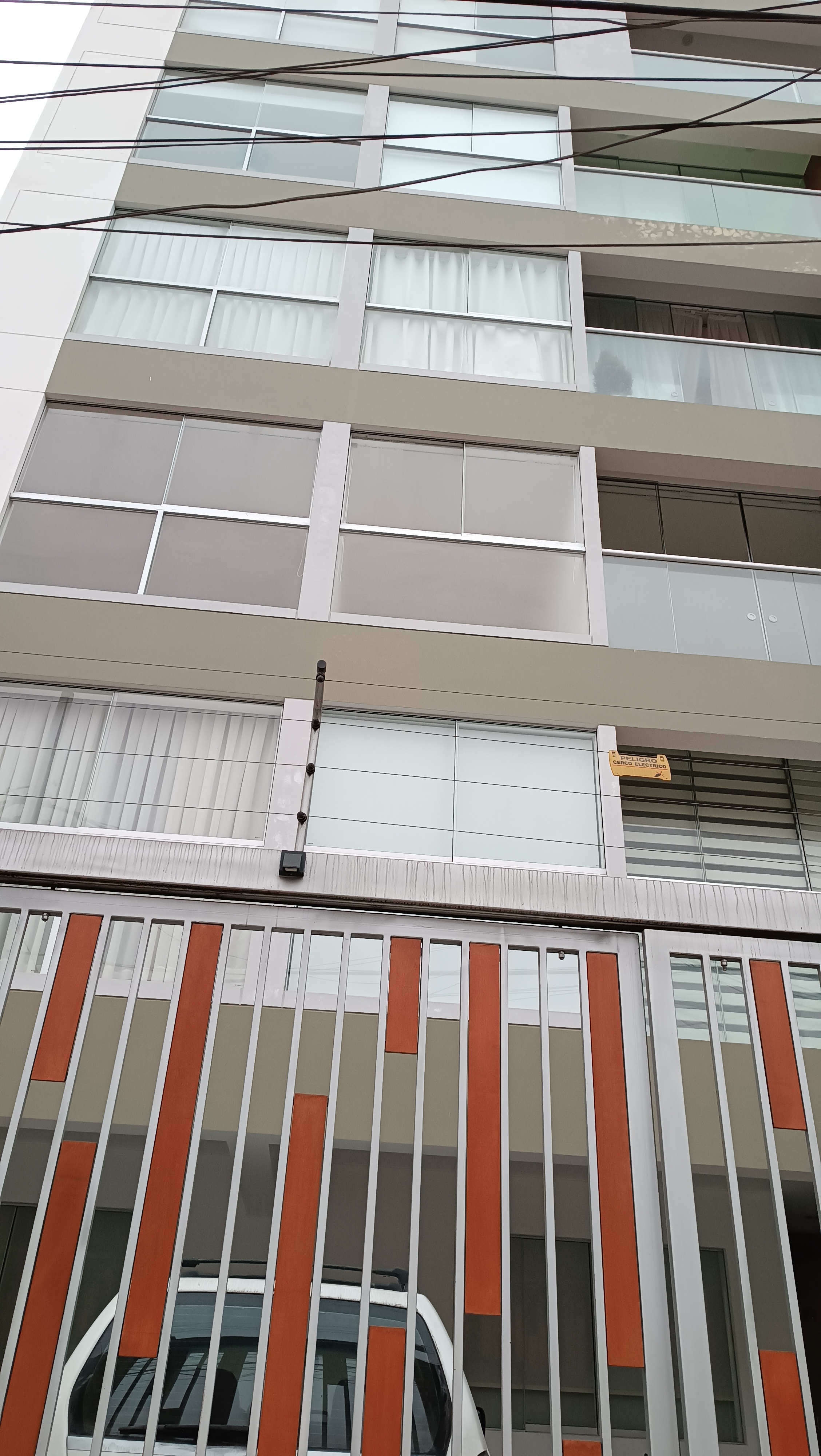 HERMOSO DEPARTAMENTO DE ESTRENO FRENTE AL PARQUE DE LAS AMERICAS EN PUEBLO LIBRE