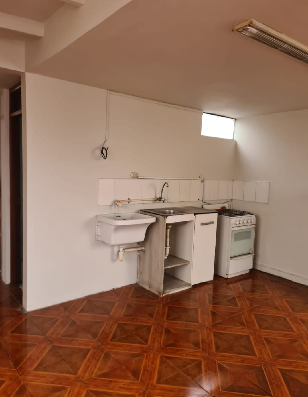 VENTA DEPARTAMENTO 108 MT2 - LA CALERA DE MONTERRICO - SURQUILLO - LIMA NEGOCIABLE