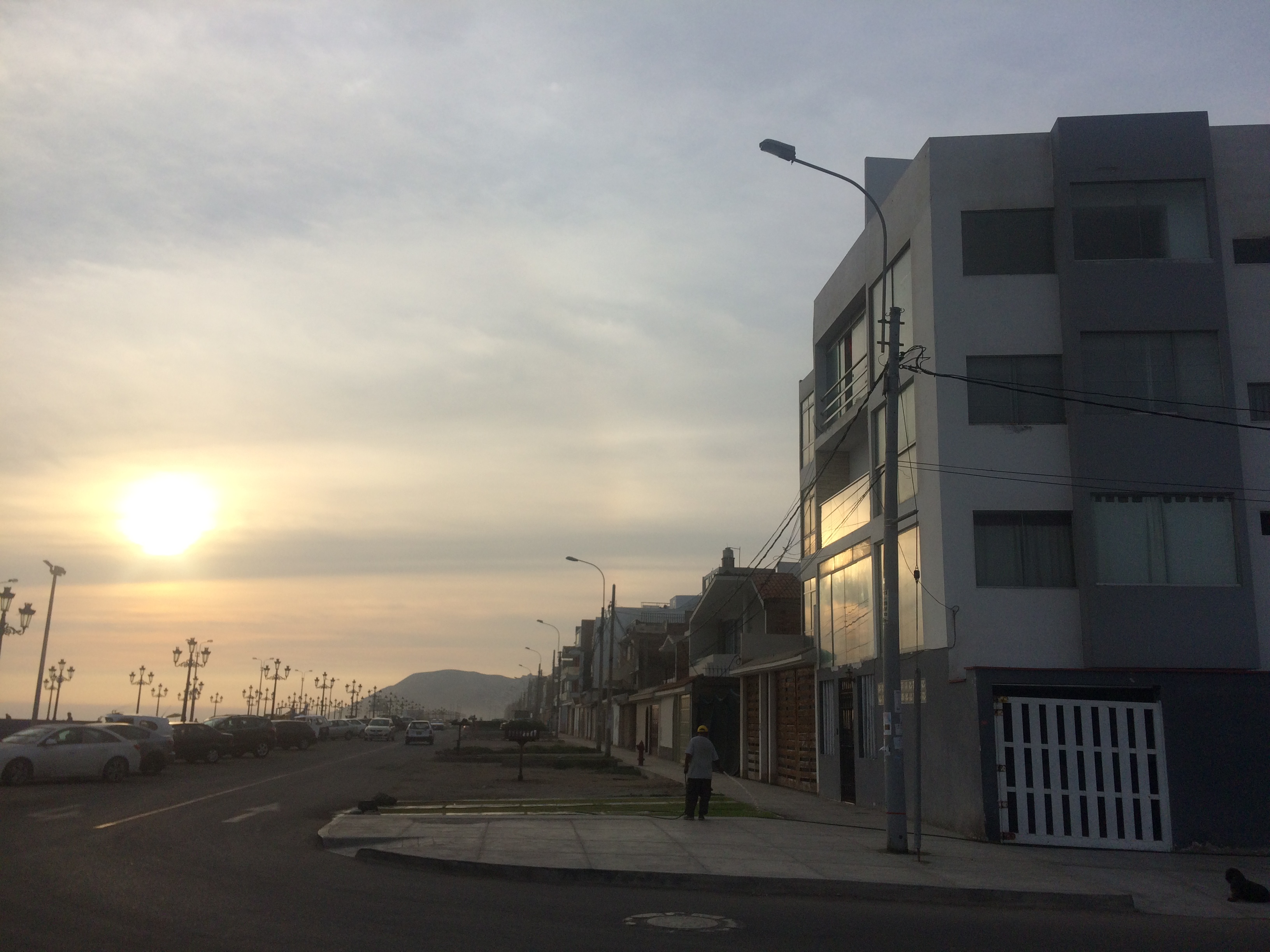 VENDO DEPARTAMENTO CON LINDA VISTA AL MAR EN CEDROS DE VILLA - CHORRILLOS. US 75000