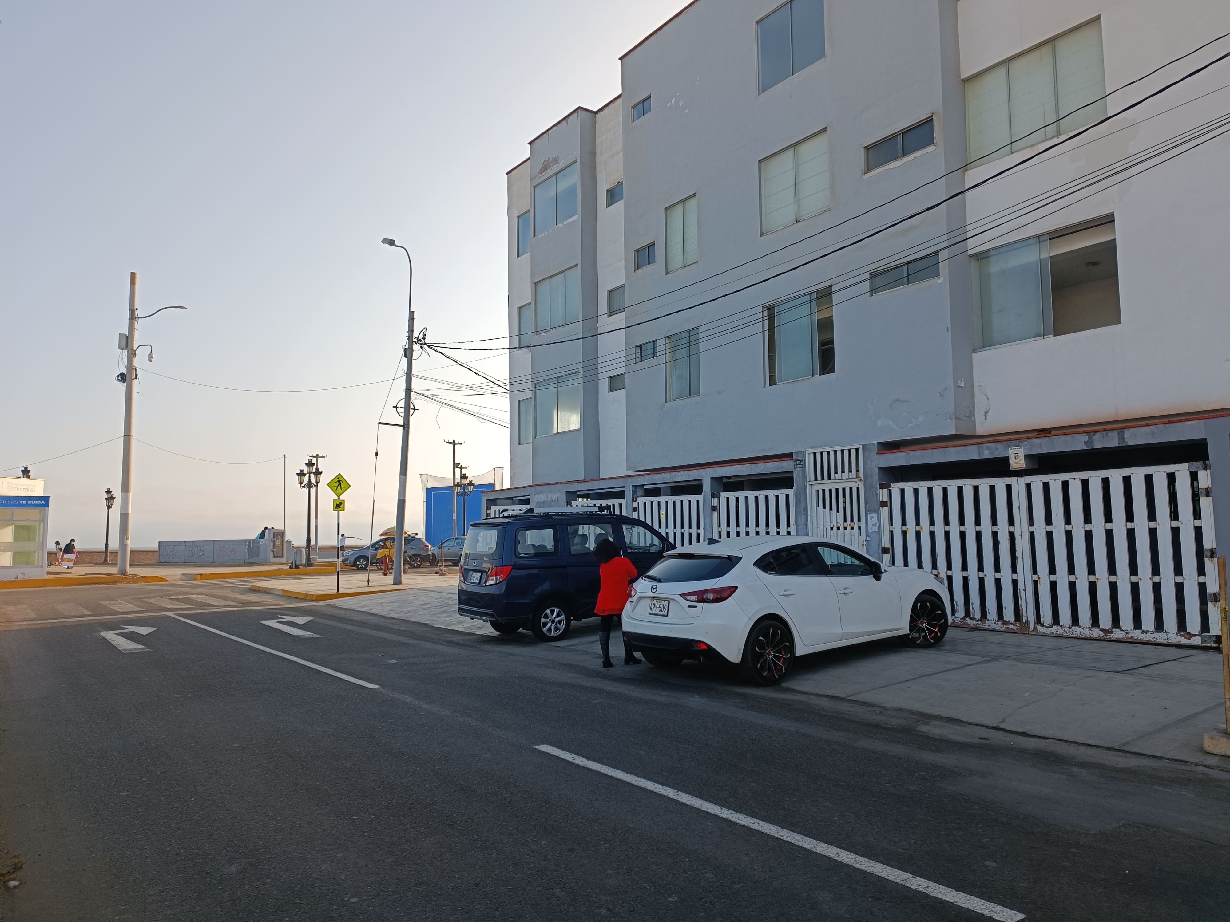 VENDO DEPARTAMENTO CON LINDA VISTA AL MAR EN CEDROS DE VILLA - CHORRILLOS. US 75000