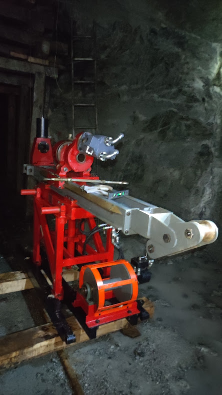 PERFORADORA FL-50 NECESARIA PARA PROYECTOS MINEROS