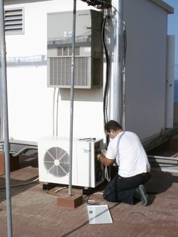 Instalación de Aire Acondicionado Split Inverter 985057951